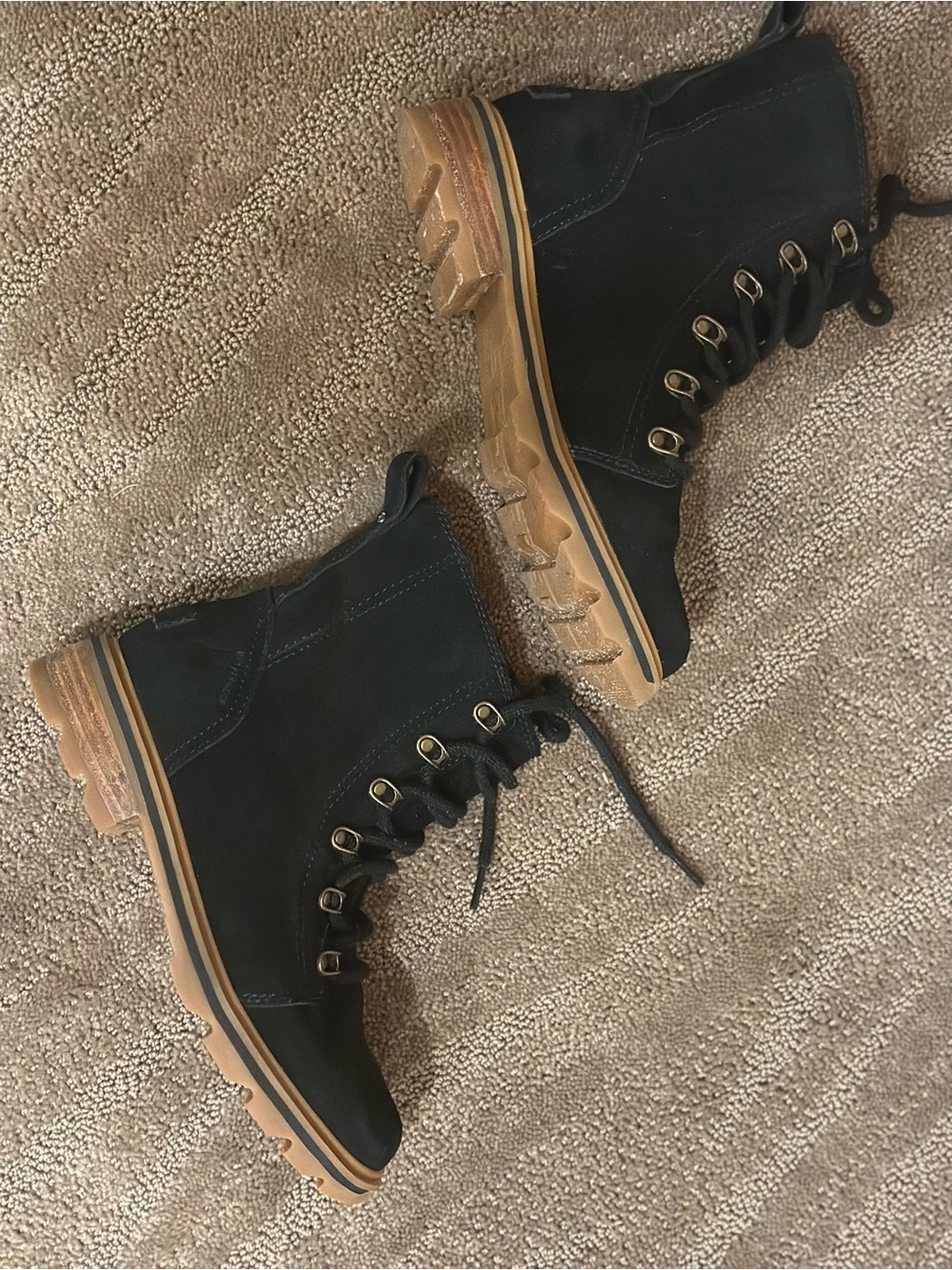 Sorel Lennox Lace Waterproof Boots in black waterproof suede - Picture 4 of 10